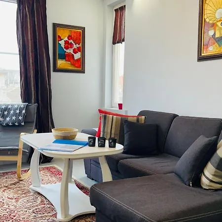 Cozy Spot By The Lions' Bridge Apartament Sofia